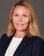 en person med blondt hår en person med blondt hår