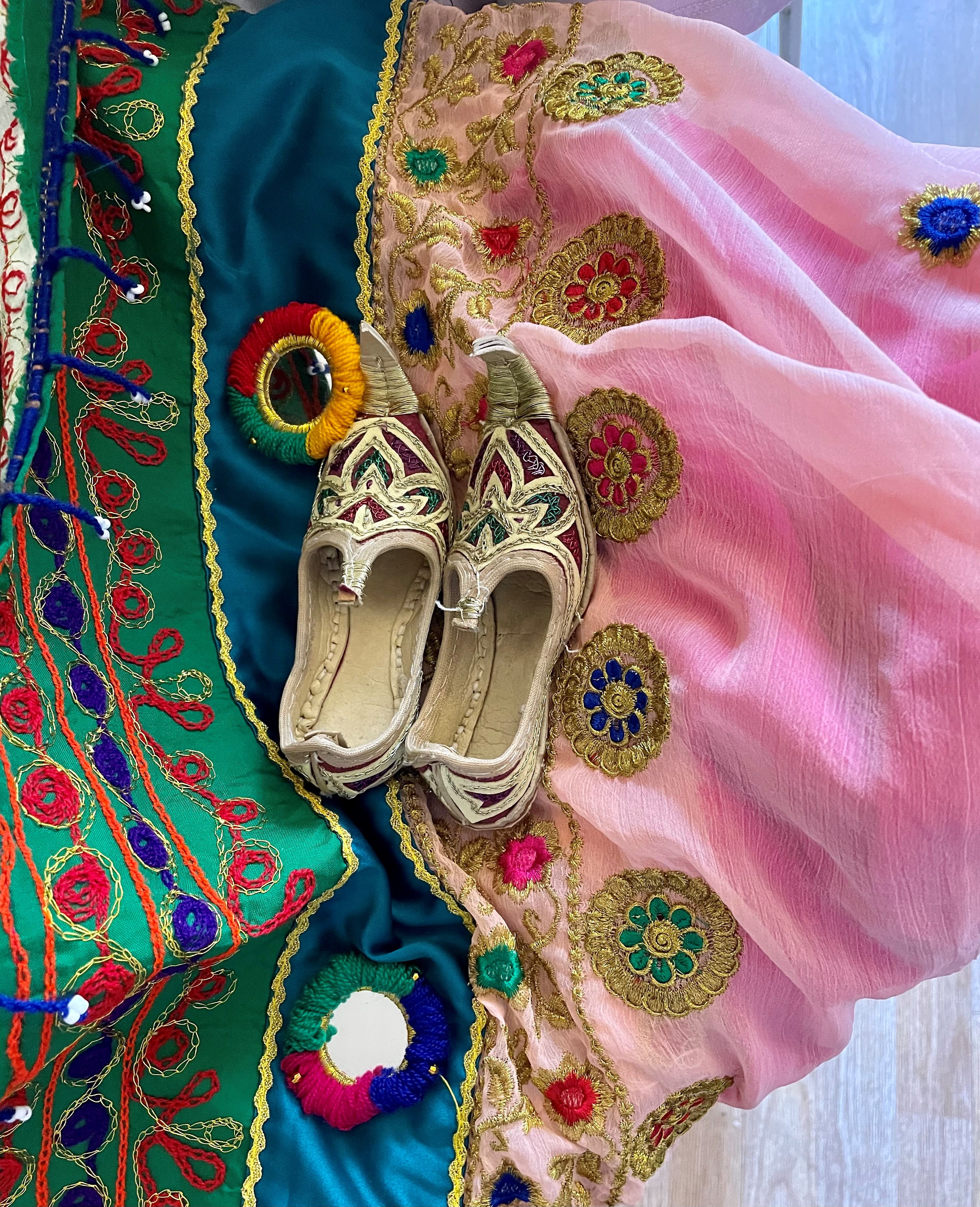 Klær og sko fra India & Pakistan